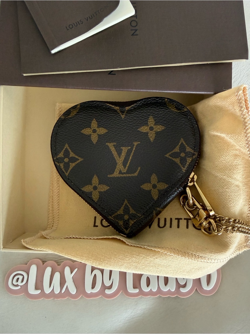 Louis Vuitton Monogram Heart Coin Purse - Brown/Gold